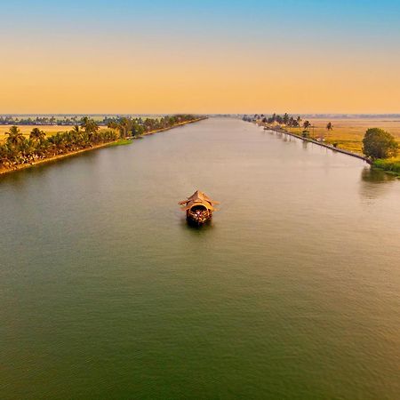 Отель Spice Coast Cruises - Houseboat, A Cgh Earth Experience Alappuzha Экстерьер фото
