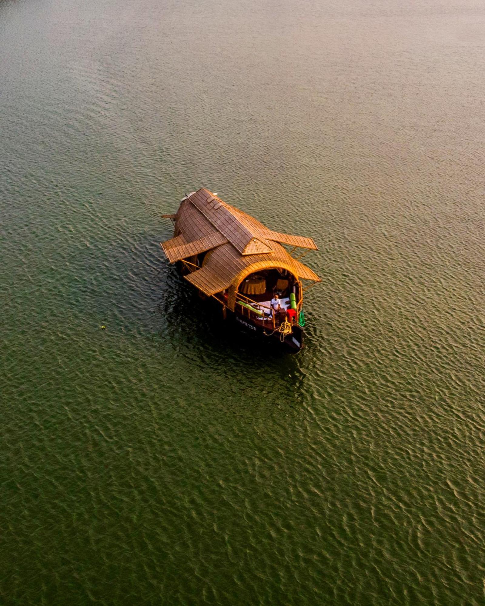 Отель Spice Coast Cruises - Houseboat, A Cgh Earth Experience Alappuzha Экстерьер фото